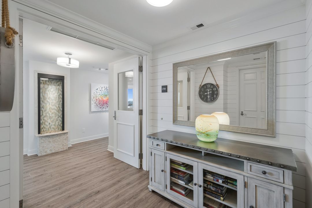 275 Indies Way #1701, Naples, FL 34110