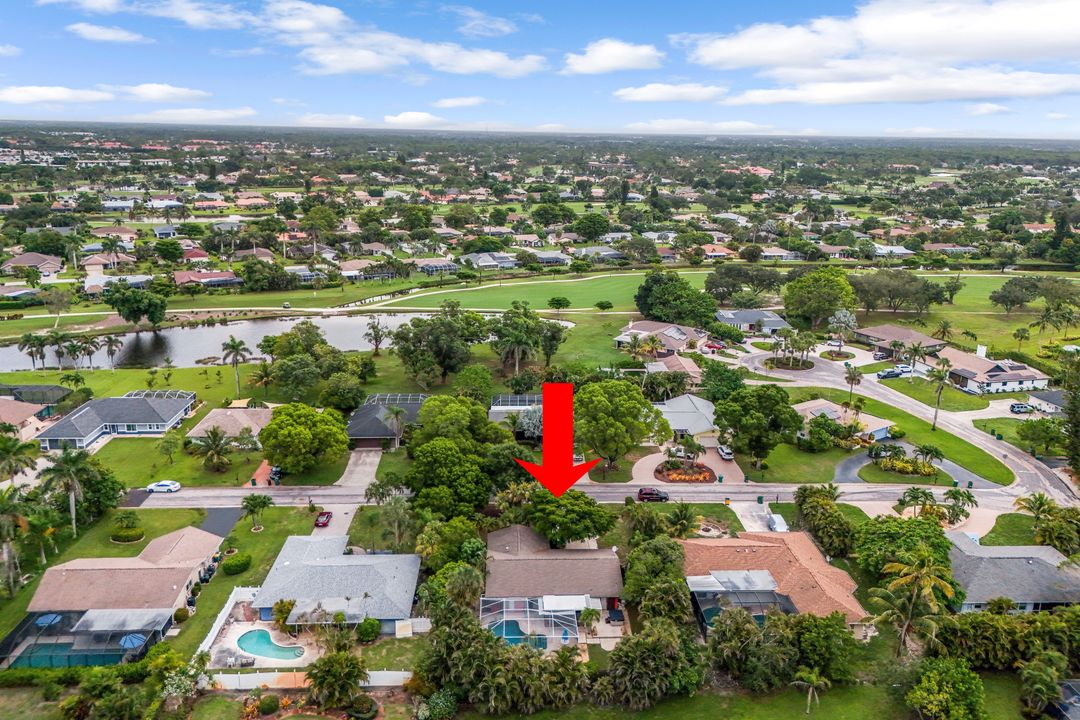150 Big Springs Dr, Naples, FL 34113