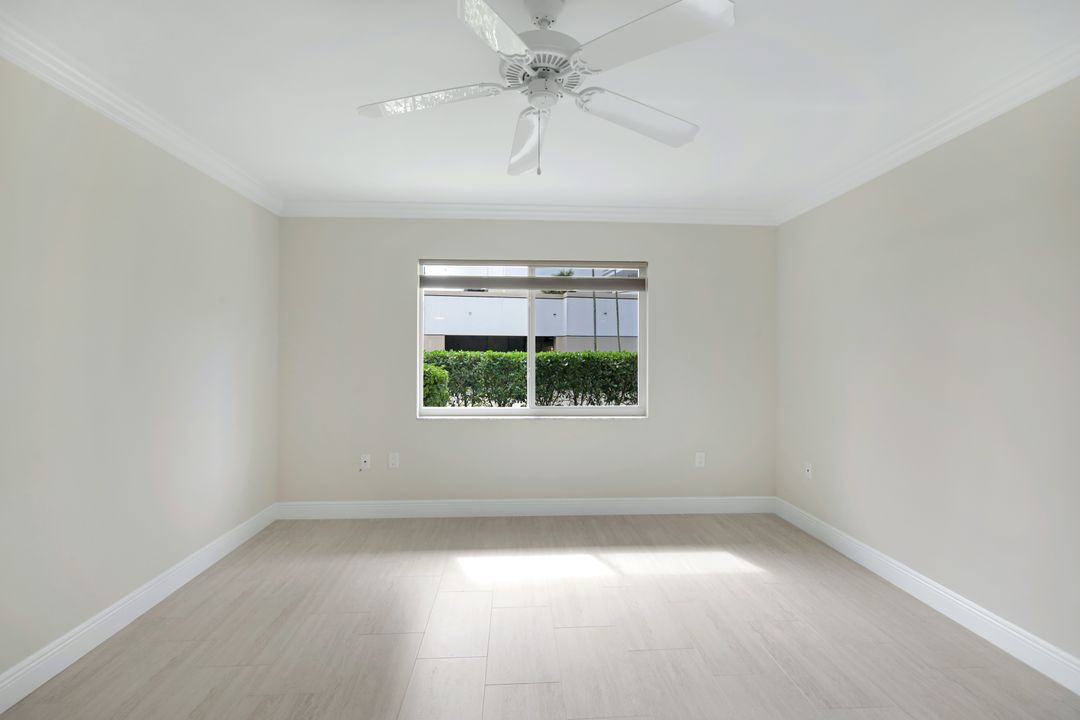3200 Gulf Shore Blvd N  #115, Naples, FL 34103