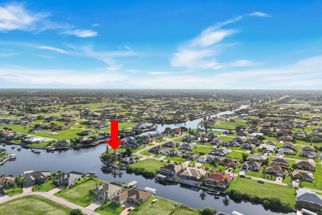 3713 NW 14th St, Cape Coral, FL 33993