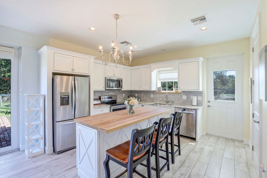 15991 Triple Crown Ct, Fort Myers, FL 33912