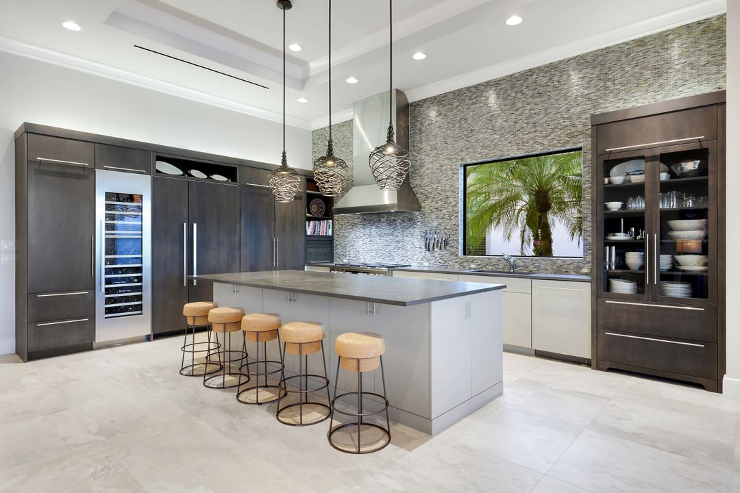 16455 Seneca Way, Naples, FL 34110