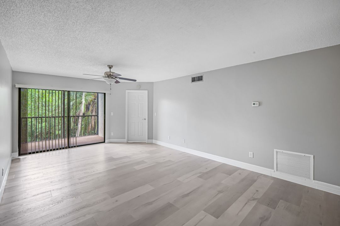 15206 Parkside Dr #102, Fort Myers, FL 33908