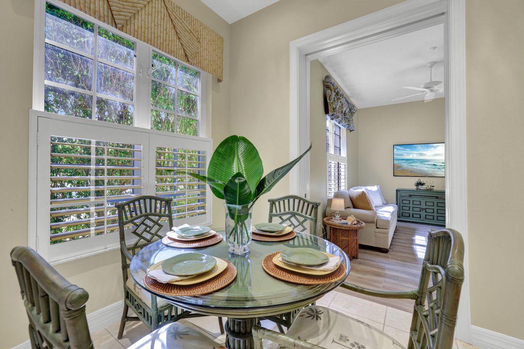 1485 Chesapeake Ave, Naples, FL 34102