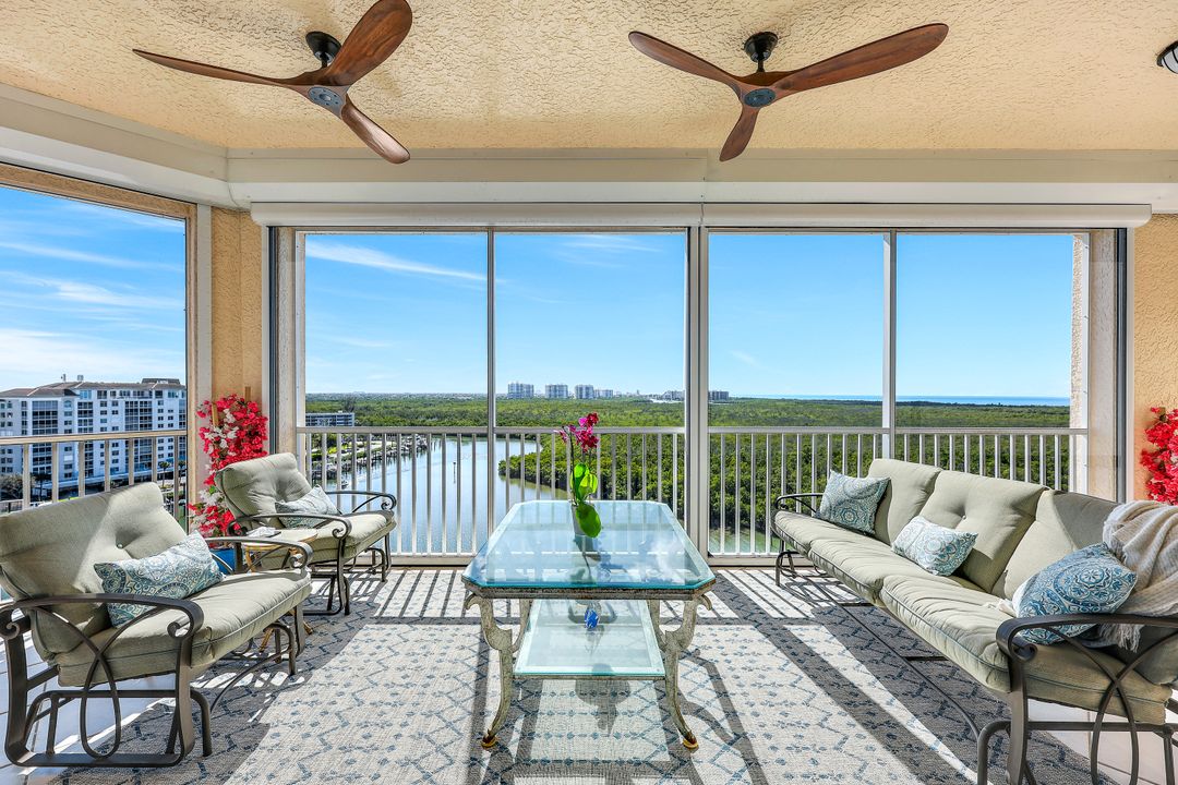 425 Dockside Dr #10, Naples, FL 34110
