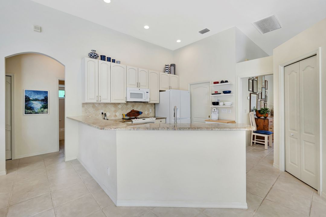 3501 Candleberry Ct, Bonita Springs, FL 34134