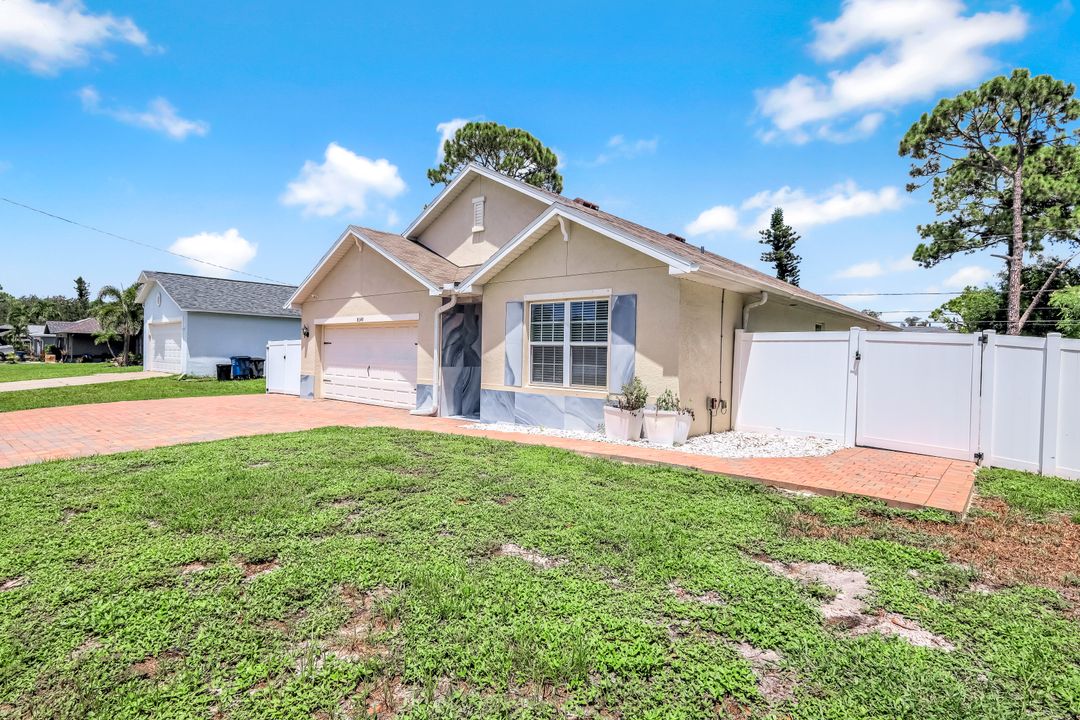 8349 Butternut Rd, Fort Myers, FL 33967
