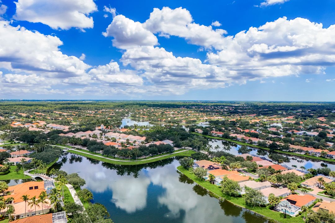 3821 Whidbey Way, Naples, FL 34119