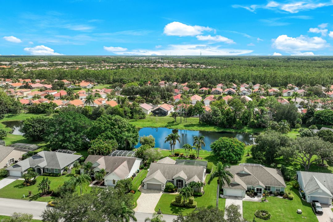 146 Plantation Cir, Naples, FL 34104