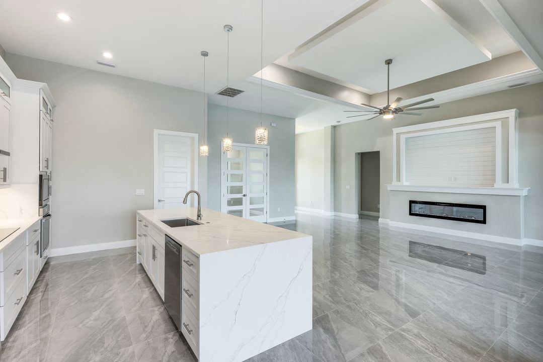2113 SW 45th Terrace, Cape Coral, FL 33914