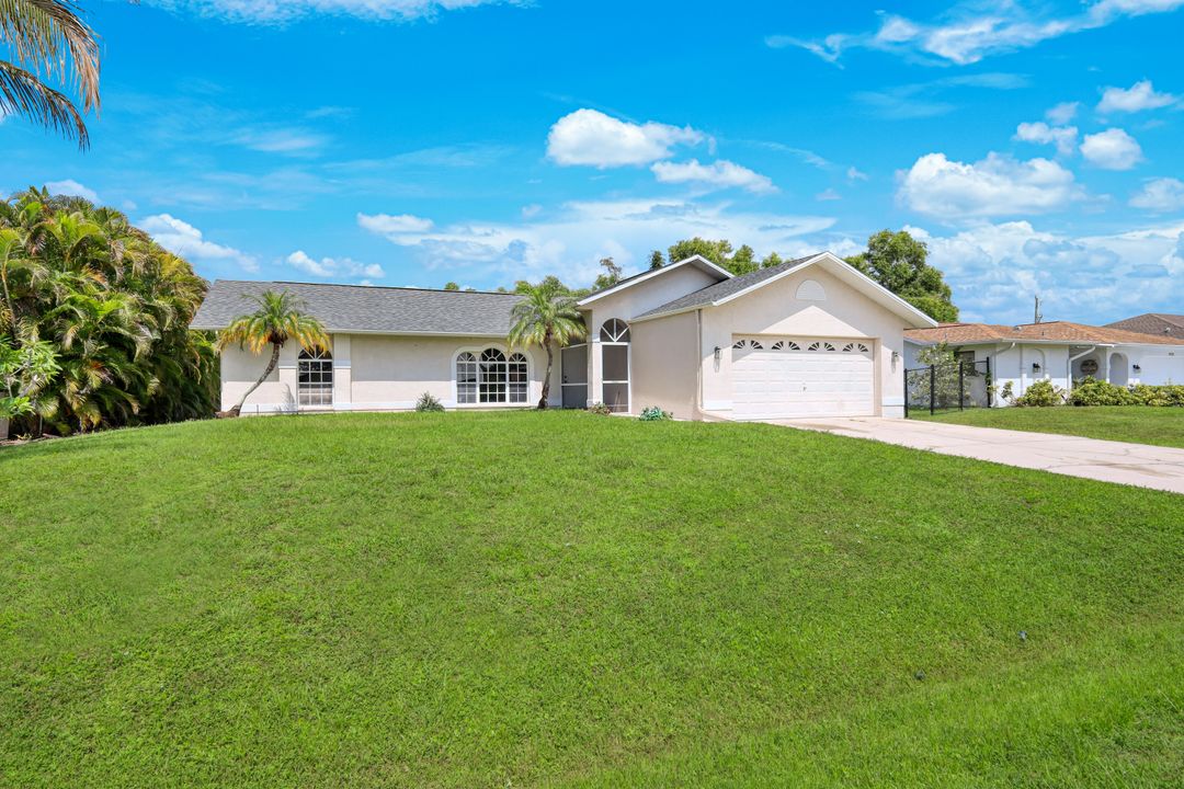 18428 Fuchsia Rd, Fort Myers, FL 33967