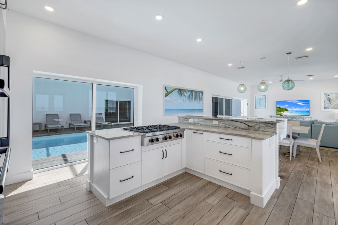 16500 Captiva Dr, Captiva, FL 33924