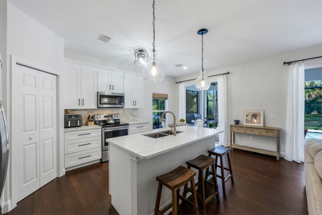 9764 Mendocino Dr, Fort Myers, FL 33919