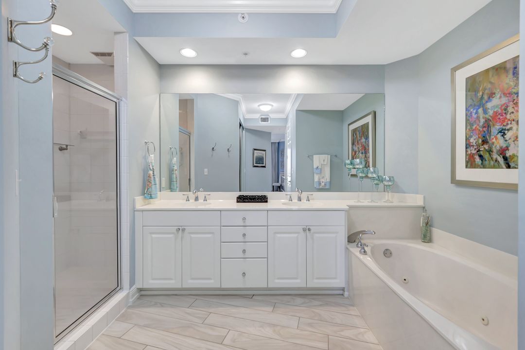 410 Flagship Dr #501, Naples, FL 34108