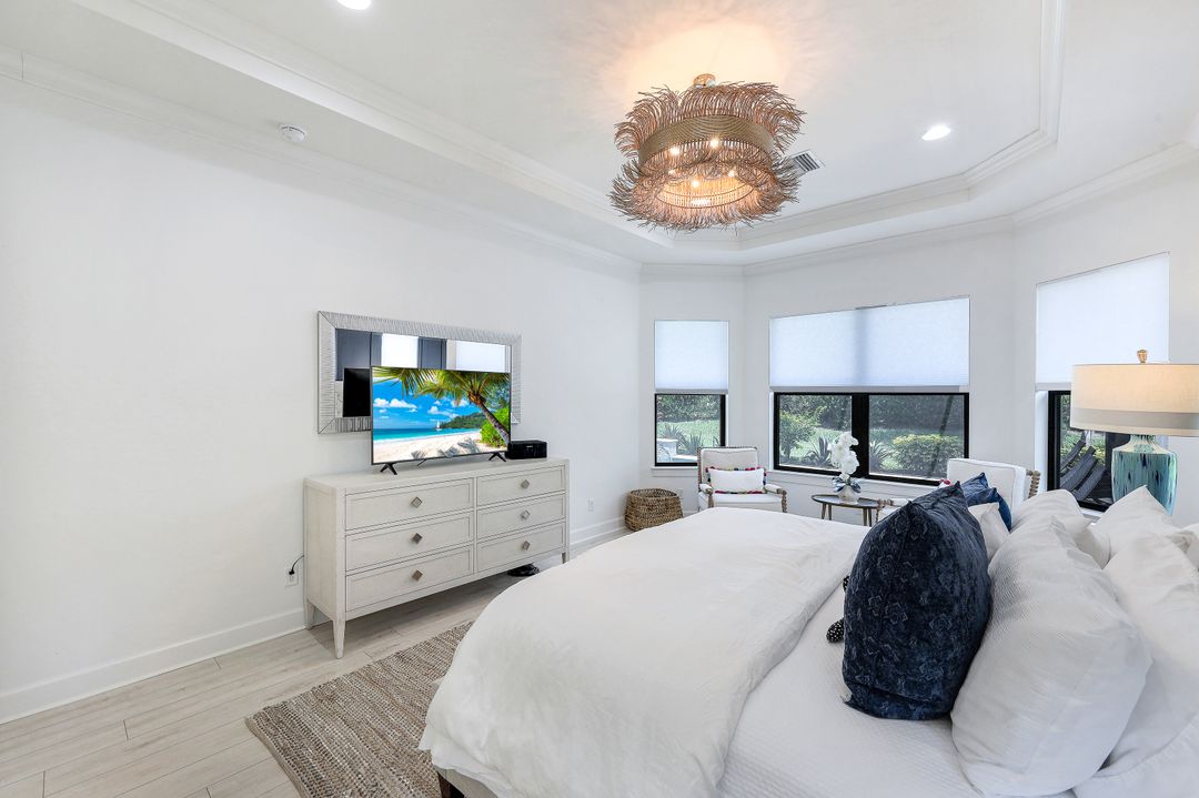 9147 Trivoli Ter, Naples, FL 34119