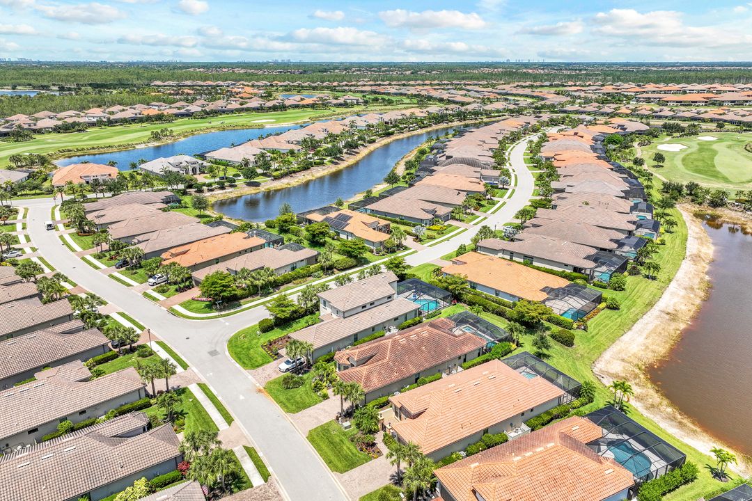 9147 Trivoli Ter, Naples, FL 34119