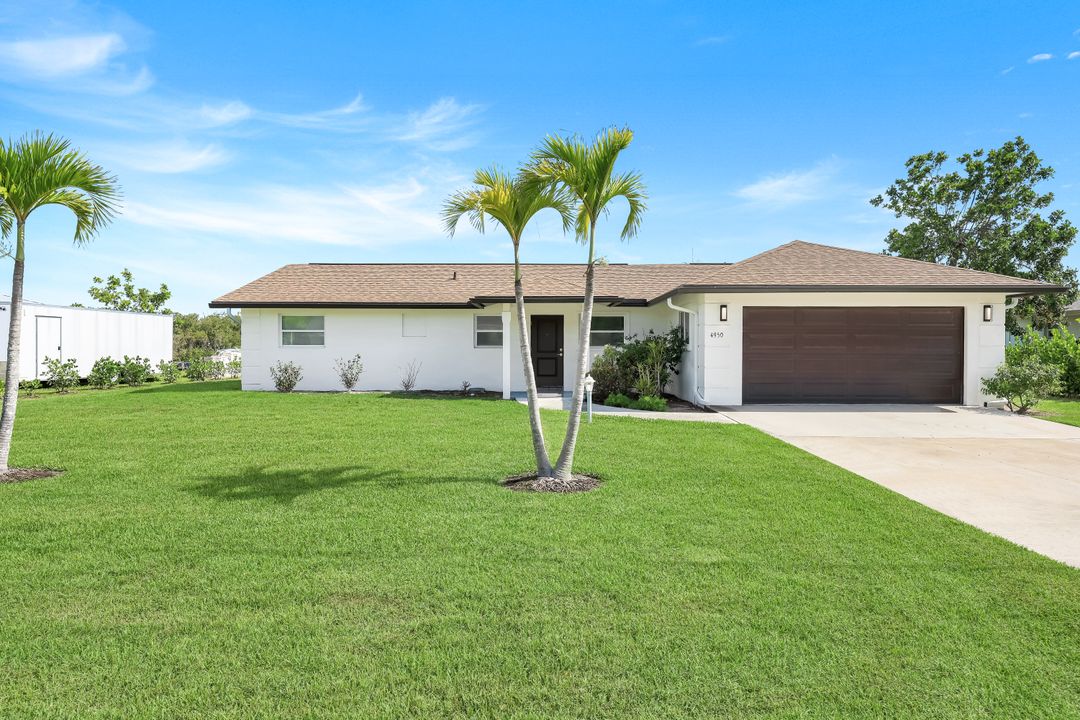 4950 Esplanade St, Bonita Springs, FL 34134