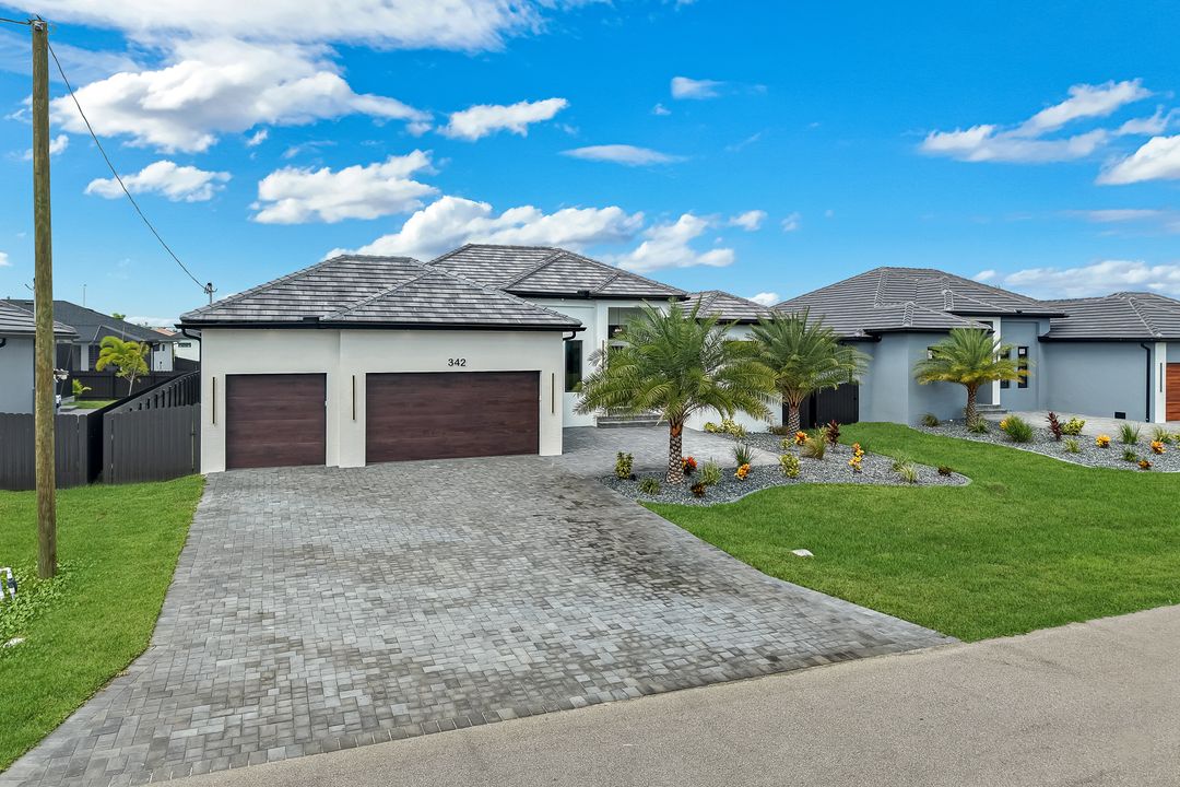 342 SW 31st Ave, Cape Coral, FL 33991