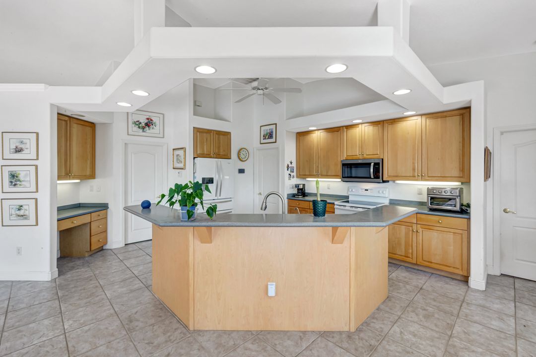 4315 SW 22nd Ct, Cape Coral, FL 33914