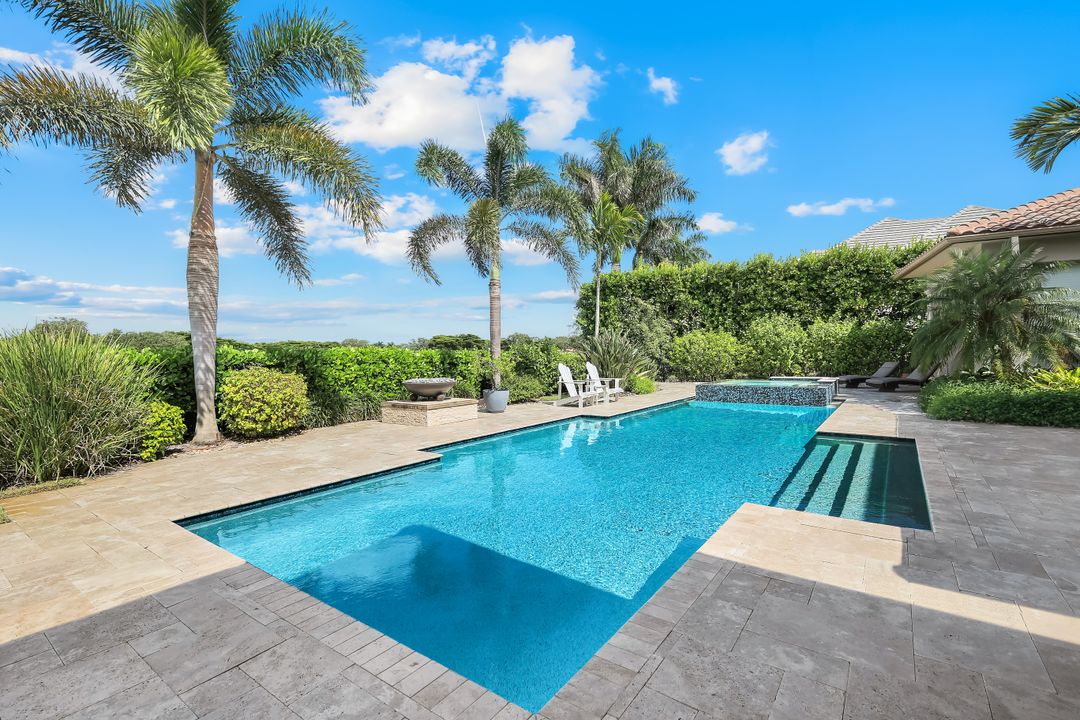 16747 Prato Way, Naples, FL 34110