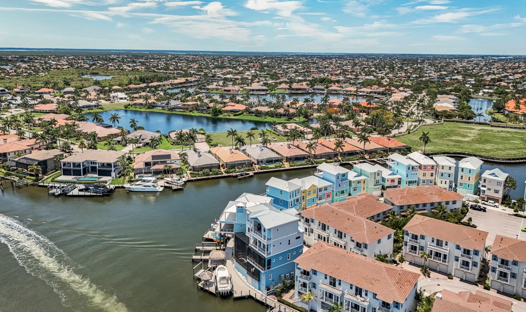 5826 Shell Cove Drive, Cape Coral, FL 33914