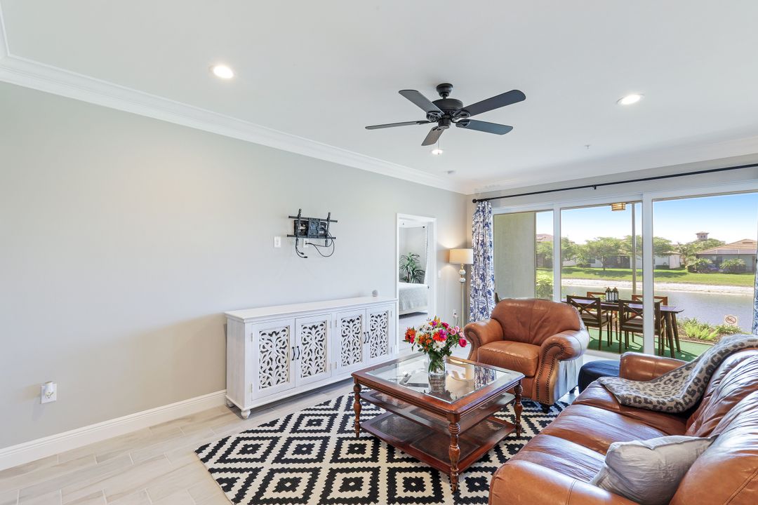 2319 Sawyers Hill Rd #703, Naples, FL 34120