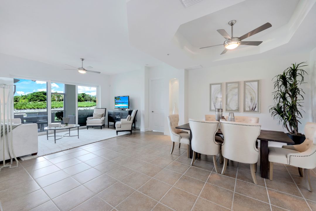 9220 Quartz Ln #101, Naples, FL 34120