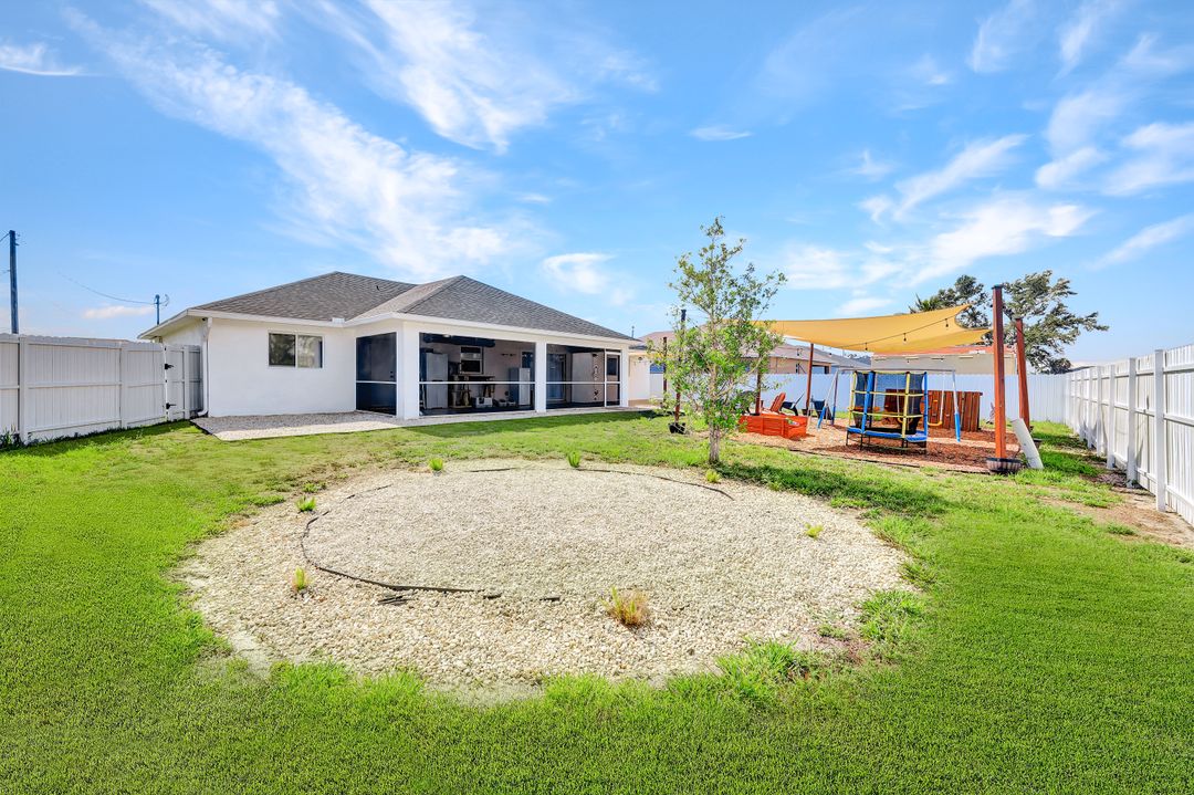 1125 NW 18th Pl, Cape Coral, FL 33993