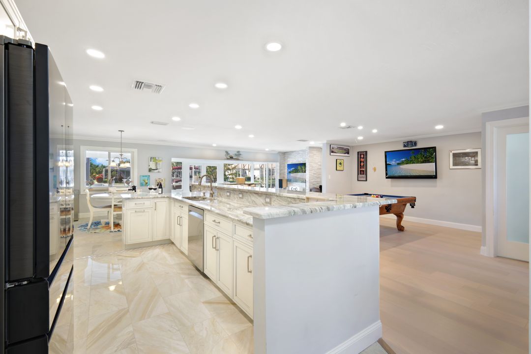 120 SW 54th St, Cape Coral, FL 33914