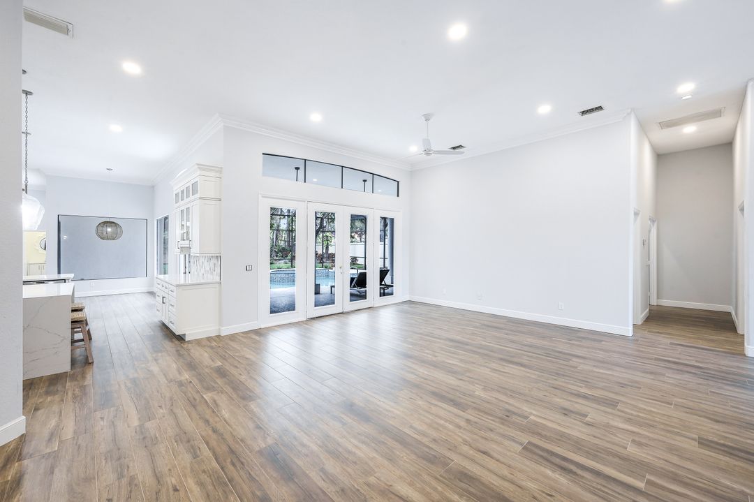 3440 Lakemont Dr, Bonita Springs, FL 34134