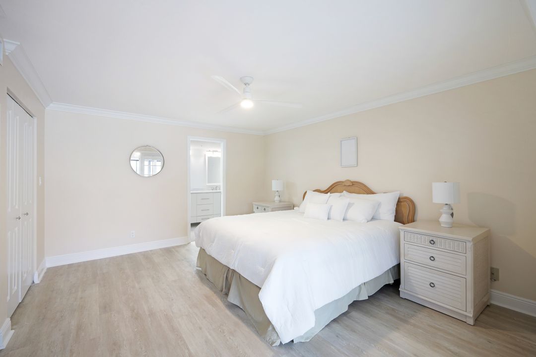 1100 9th St S #B103, Naples, FL 34102