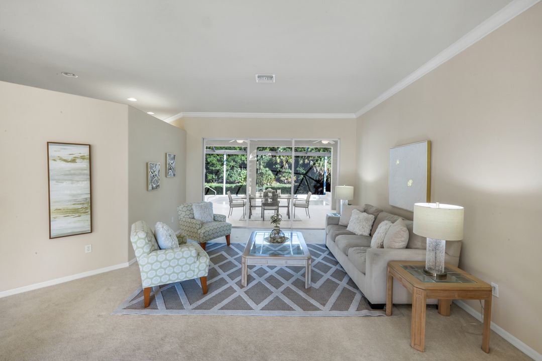 10824 Pond Ridge Dr, Fort Myers, FL 33913