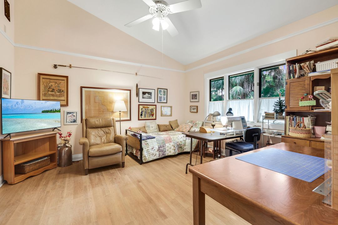 4420 7th Ave SW, Naples, FL 34119