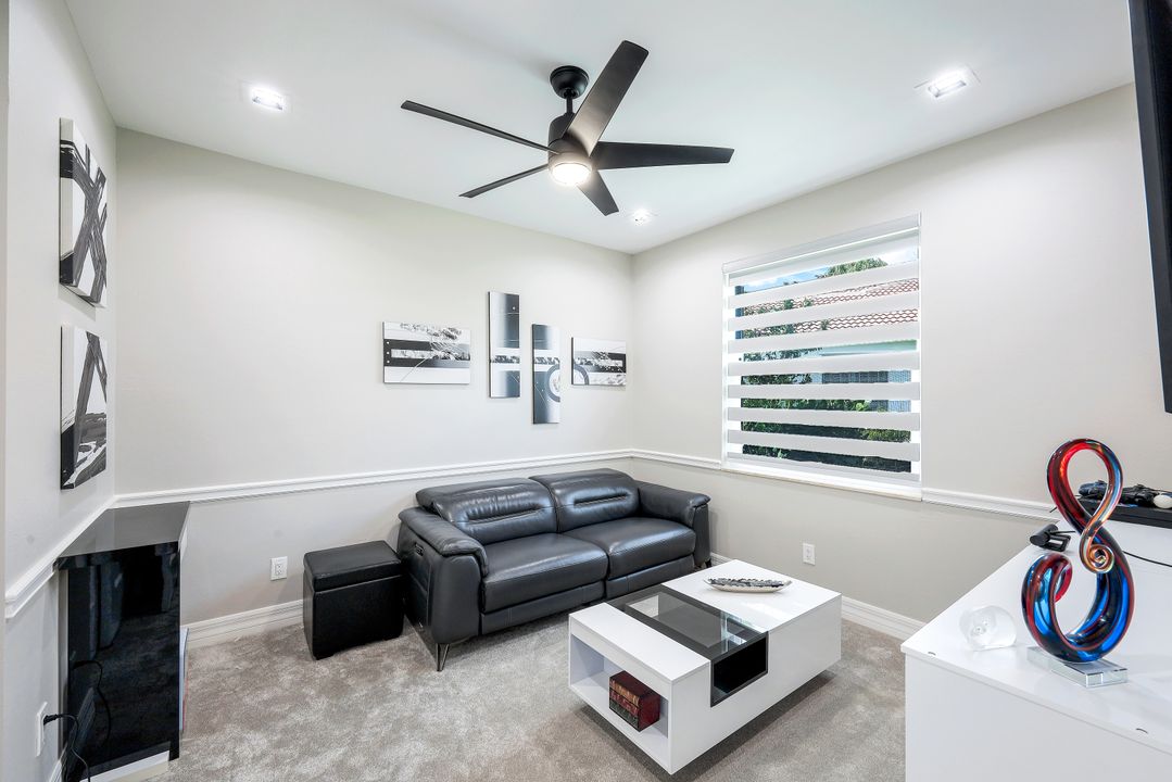 2179 Canary Island Cove, Naples, FL 34119