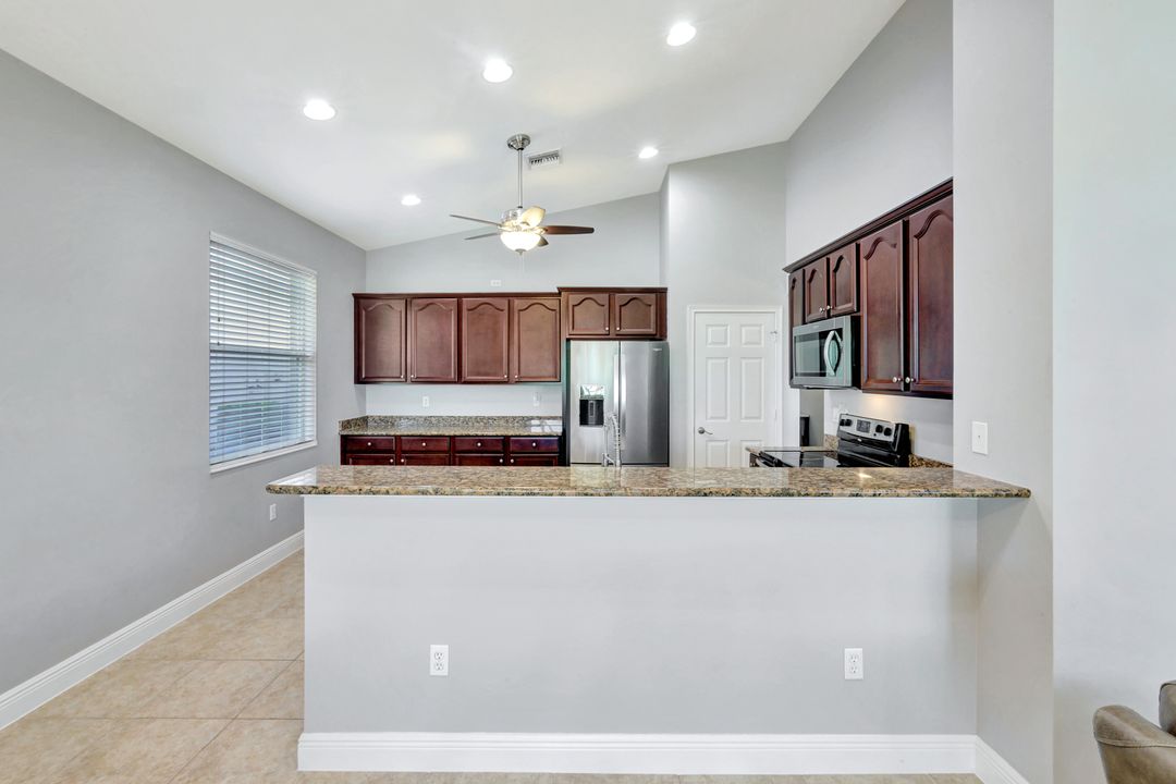 1574 Double Eagle Trail, Naples, FL 34120