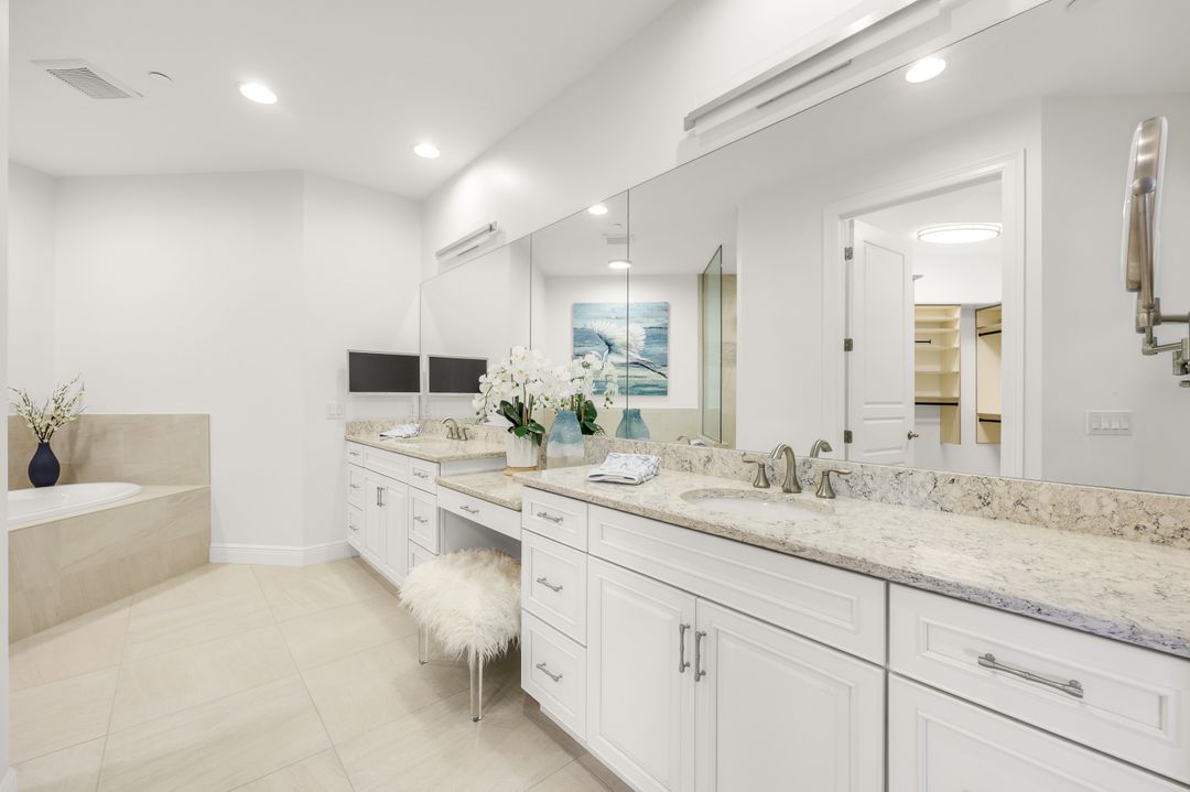 16452 Carrara Way #301, Naples, FL 34110