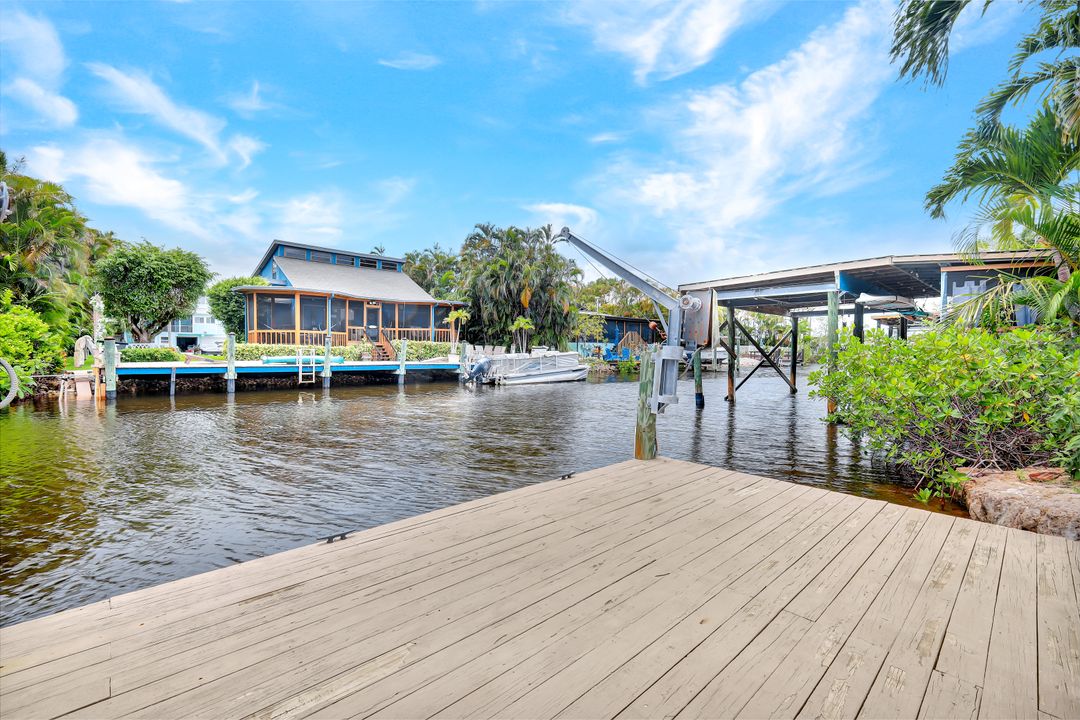 1600 Port Ave, Naples, FL 34104