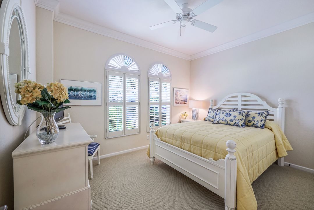 9084 Falling Leaf Dr, Bonita Springs, FL 34135