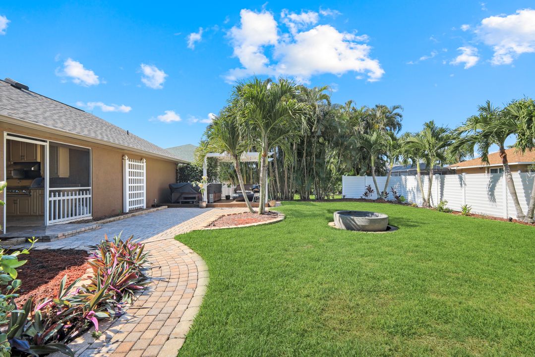 4312 SW 25th Pl, Cape Coral, FL 33914