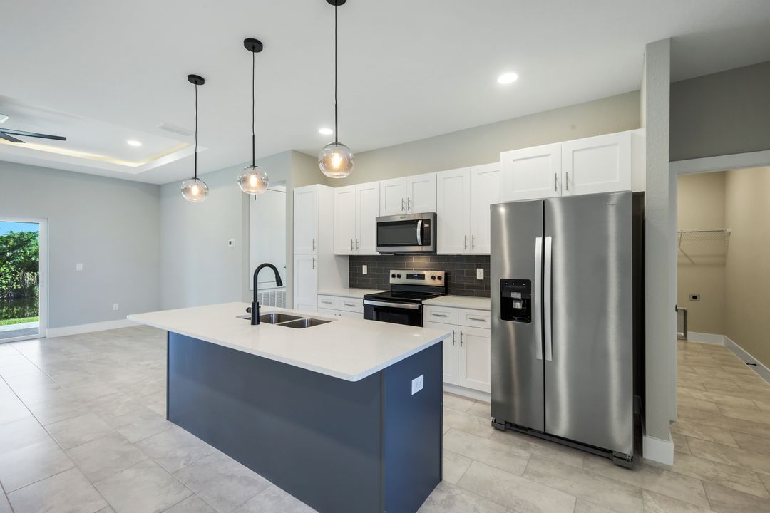 421 NE 19th Terrace, Cape Coral, FL 33909