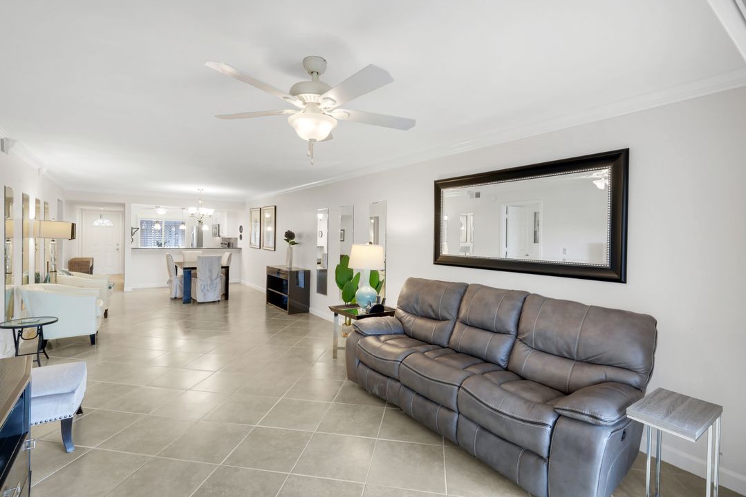 2462 Hidden Lake Dr #1, Naples, FL 34112