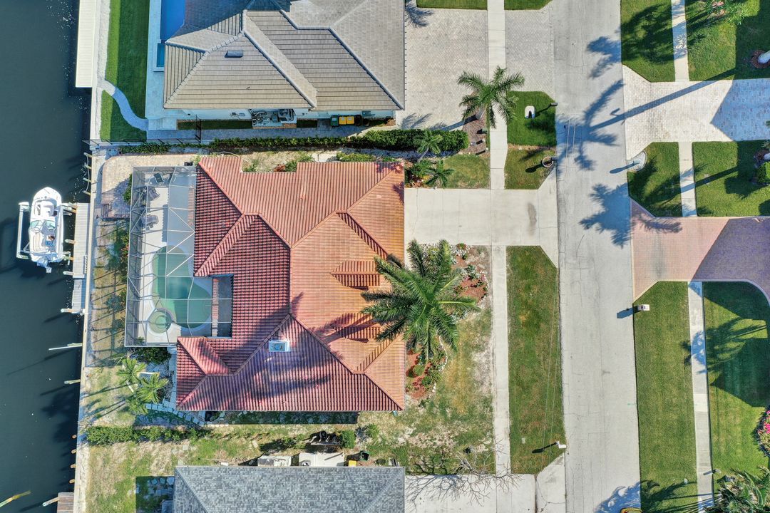 1874 Apataki Ct, Marco Island, FL 34145