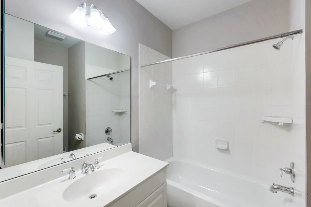 13033 Pennington Pl #101, Fort Myers, FL 33913