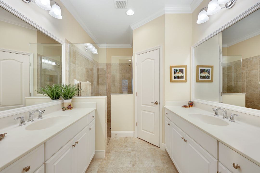 10069 Antori Dr, Estero, FL 33928