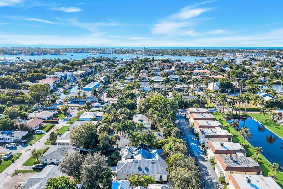 2100 Curtis St, Naples, FL 34112