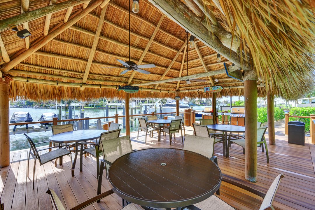 11030 Gulf Shore Dr #302, Naples, FL 34108