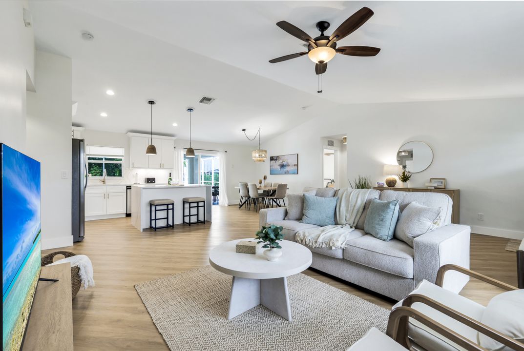 3322 Oasis Blvd, Cape Coral, FL 33914