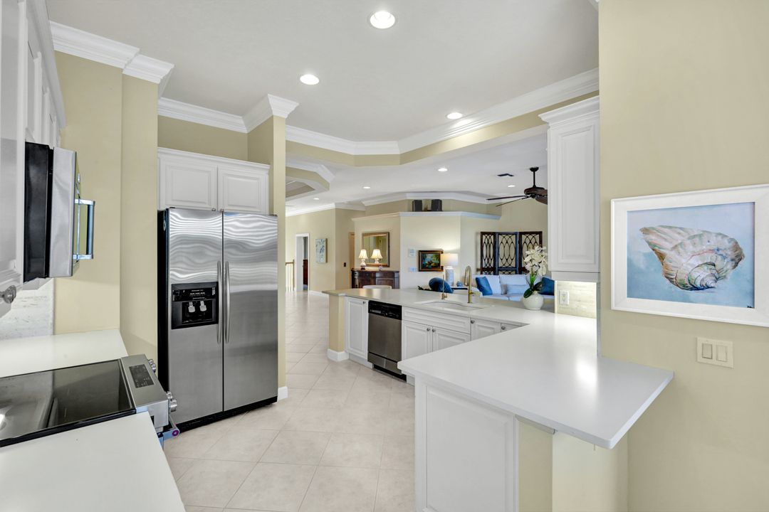 9560 Cypress Hammock Cir #202, Estero , FL 34135