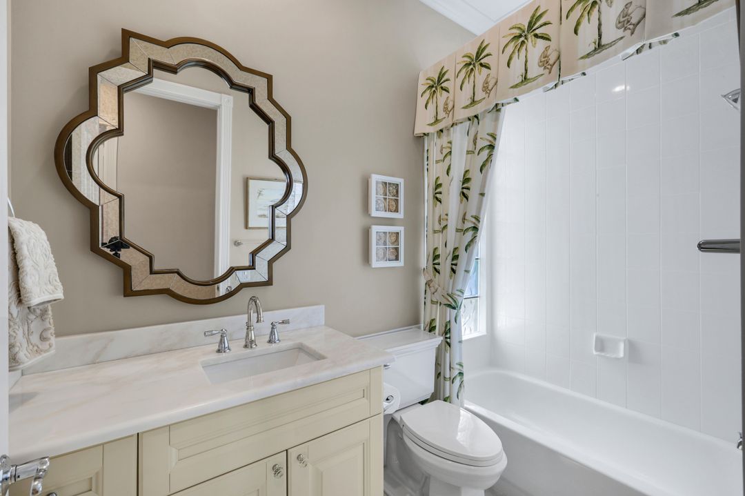 2896 Hatteras Way, Naples, FL 34119