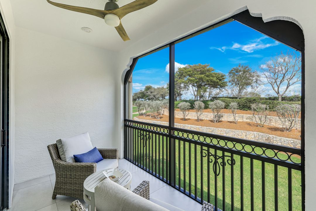 16347 Viansa Wy #202, Naples, FL 34110